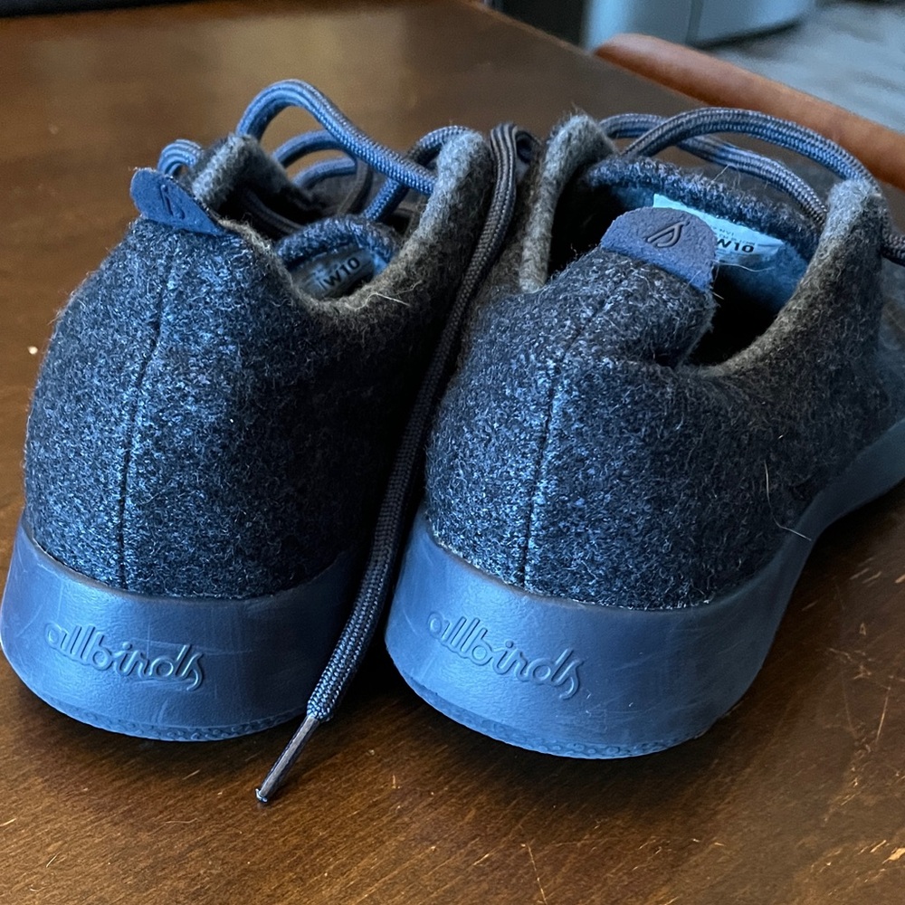 Allbirds Woman’s Cozy Wool Sneakers in Navy - Picture 2 of 11